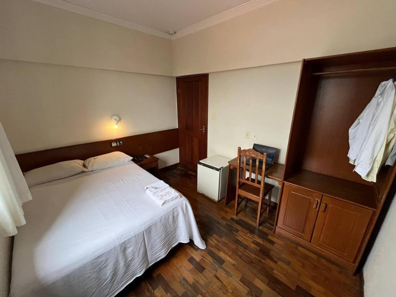 Acomodare Hotel- Sob Nova Direcao Tubarão Εξωτερικό φωτογραφία